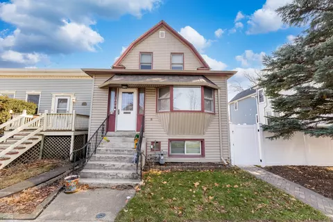 1040 Dunlop Ave, Forest Park, IL 60130