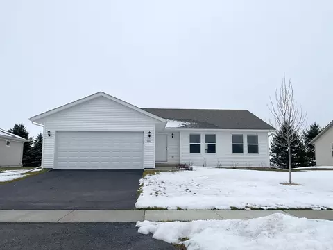 2933 Huntington Dr, Belvidere, IL 61008