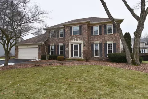 311 Northampton Dr, Oswego, IL 60543