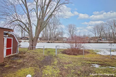 Other - 5408 Circle Dr, Mchenry, IL 60050 photo 2 of 9