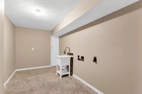 19632 Mallingham Way, Bloomington, IL 61705 photo 33