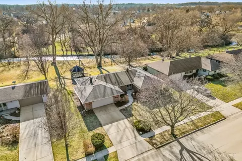 View/Area - 1899 Kevin Ave, Elgin, IL 60123 photo 1 of 1