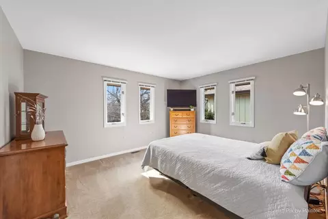 Bedroom - 1899 Kevin Ave, Elgin, IL 60123 photo 1 of 3