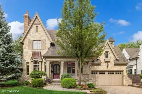 22 N Quincy St, Hinsdale, IL 60521