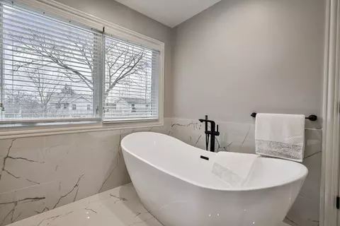 933 Rolling Pass, Glenview, IL 60025 photo 34