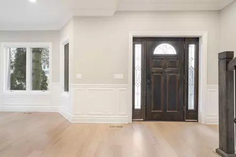 933 Rolling Pass, Glenview, IL 60025 photo 3