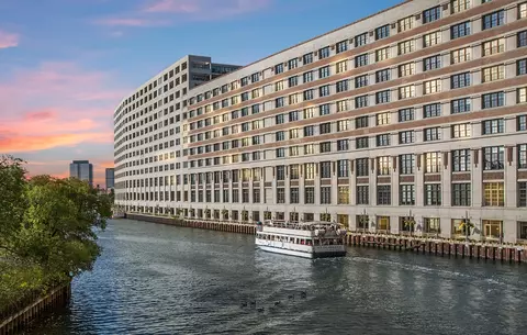 900 N Kingsbury St #901, Chicago, IL 60610