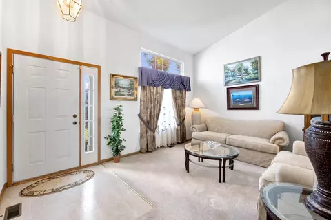 2917 Sierra Ave, Plainfield, IL 60586 photo 4