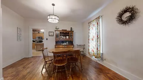 Dining - 1269 E 2500 North Rd, Mansfield, IL 61854 photo 1 of 3