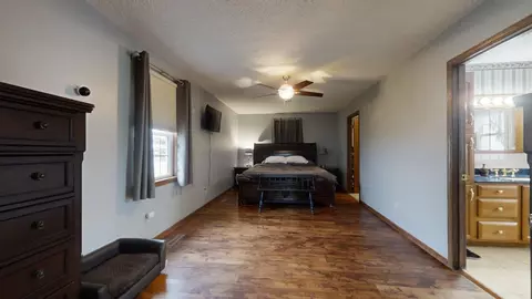 Bedroom - 1269 E 2500 North Rd, Mansfield, IL 61854 photo 1 of 5
