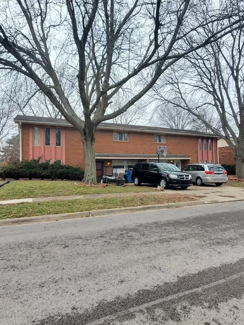 1001 Charlotte Dr, Normal, IL 61761