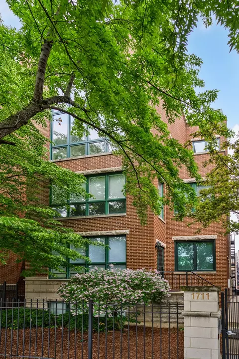 1711 N Sheffield Ave #2, Chicago, IL 60614