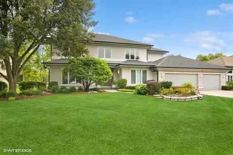 2951 Acacia Ter, Buffalo Grove, IL 60089