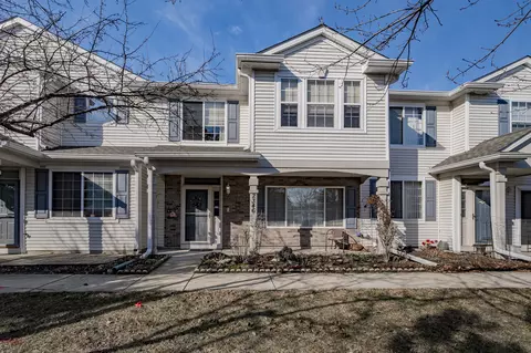 2346 Reflections Dr #2346, Aurora, IL 60502