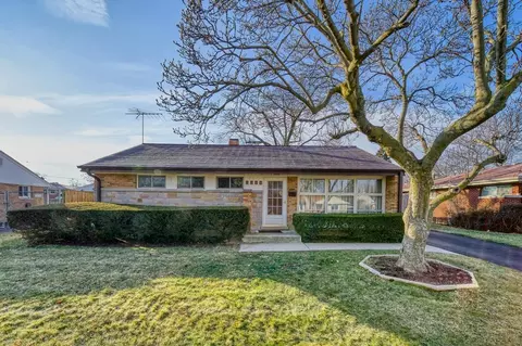 7309 Lake St, Morton Grove, IL 60053