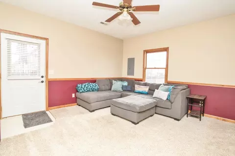 1304 Henry St, Normal, IL 61761 photo 18