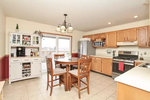 1304 Henry St, Normal, IL 61761 photo 6