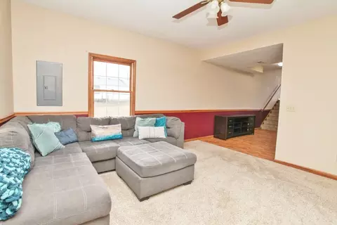 1304 Henry St, Normal, IL 61761 photo 20