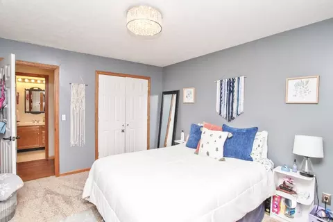 1304 Henry St, Normal, IL 61761 photo 15