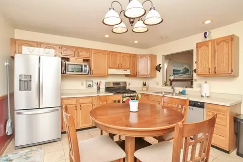 1304 Henry St, Normal, IL 61761 photo 5