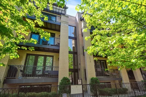 2219 W Wabansia Ave #1E, Chicago, IL 60647