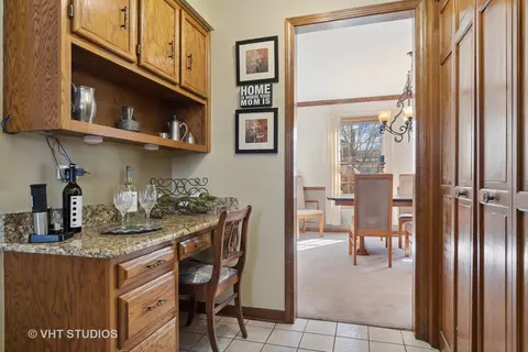 1069 Augustana Dr, Naperville, IL 60565 photo 6
