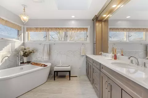 1225 Studio Ln, Riverwoods, IL 60015 photo 17