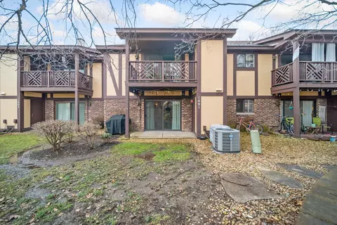 1601 Thames Ct #D, Wheaton, IL 60189 photo 16