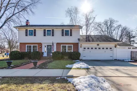718 N Fairview Ave, Mount Prospect, IL 60056