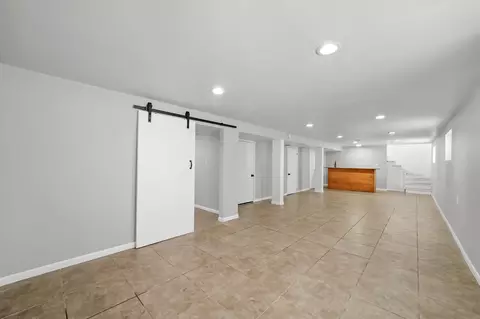 3930 W 84th Pl, Chicago, IL 60652 photo 21