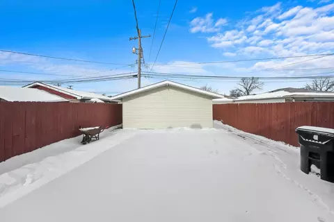 3930 W 84th Pl, Chicago, IL 60652 photo 27