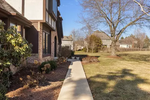 Exterior - 0 N730 Coventry Dr, Wheaton, IL 60187 photo 5 of 6