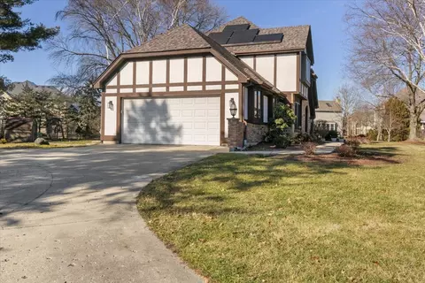 Exterior - 0 N730 Coventry Dr, Wheaton, IL 60187 photo 4 of 6