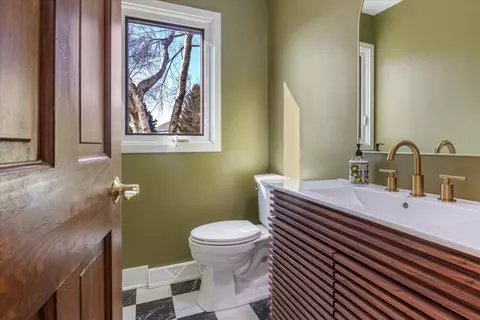 Bath - 0 N730 Coventry Dr, Wheaton, IL 60187 photo 2 of 4