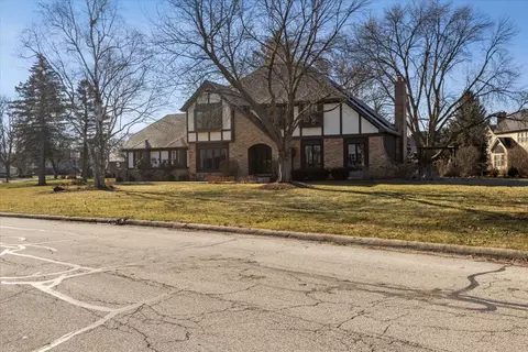 Exterior - 0 N730 Coventry Dr, Wheaton, IL 60187 photo 3 of 6