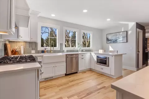 Kitchen - 0 N730 Coventry Dr, Wheaton, IL 60187 photo 2 of 4