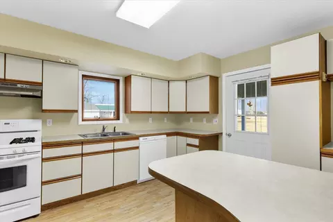 Kitchen - 208 E Main St, Camargo, IL 61919 photo 4 of 4