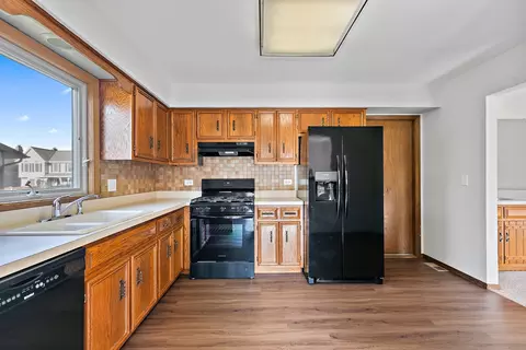 1320 E Bailey Rd, Naperville, IL 60565 photo 6