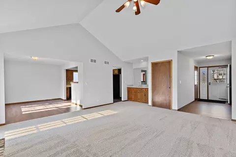 1320 E Bailey Rd, Naperville, IL 60565 photo 3