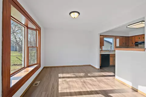 1320 E Bailey Rd, Naperville, IL 60565 photo 8