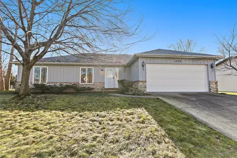 1320 E Bailey Rd, Naperville, IL 60565