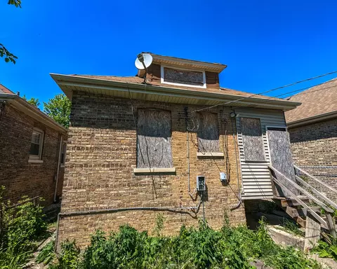 749 E 104th Pl, Chicago, IL 60628 photo 21