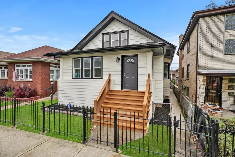 Exterior - 1215 N Menard Ave, Chicago, IL 60651 photo 2 of 7