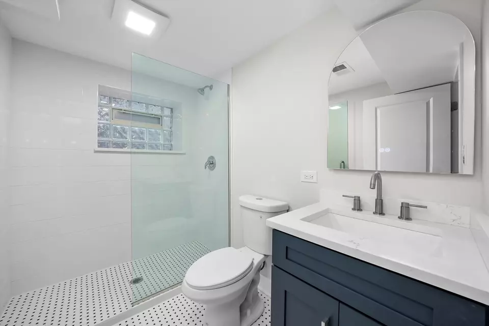 Bath - 1215 N Menard Ave, Chicago, IL 60651 photo 3 of 3