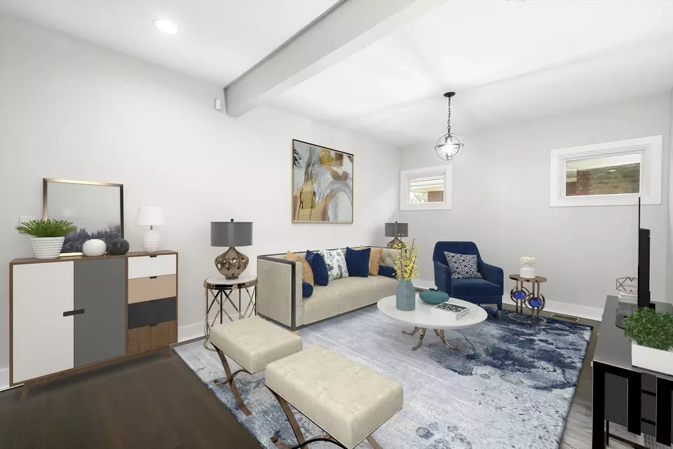Living - 1215 N Menard Ave, Chicago, IL 60651 photo 2 of 4