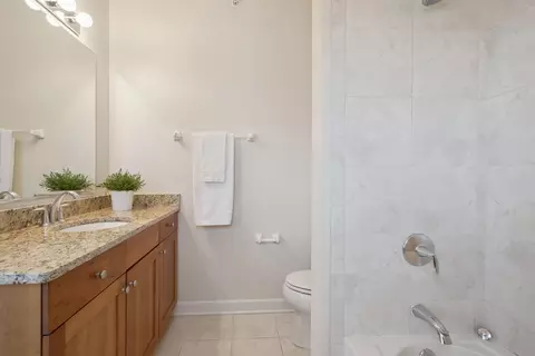 1663 Church St, Evanston, IL 60201 photo 14