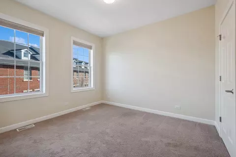 1663 Church St, Evanston, IL 60201 photo 13