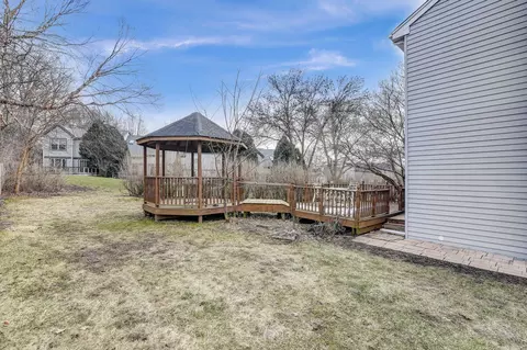 Exterior - 401 Old Oak Cir, Algonquin, IL 60102 photo 9 of 9
