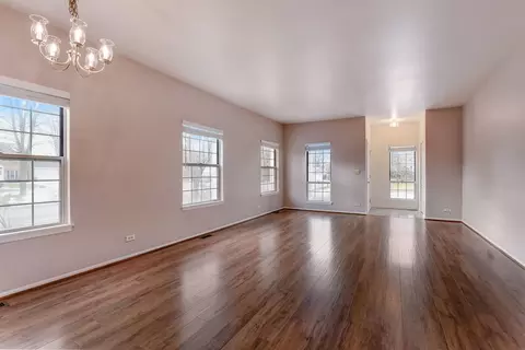 Other - 401 Old Oak Cir, Algonquin, IL 60102 photo 2 of 15