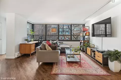 33 E Cedar St #4E, Chicago, IL 60611 photo 4